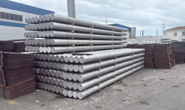 med_a2a2d464_6c5f_484a_9704_dab98917d150